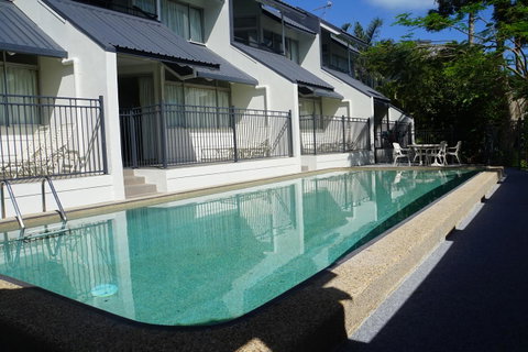 Airlie Seaview Apartments - Accommodation Whitsundays 5