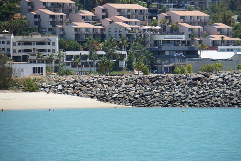 Airlie Seaview Apartments - Accommodation Whitsundays 1