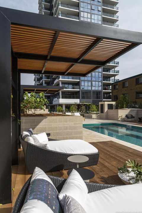 Boardwalk Burleigh Beach - Official - Accommodation Whitsundays 11