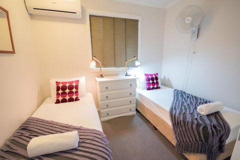 Airlie Apartments - Accommodation Whitsundays 13