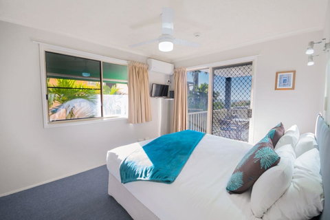 Airlie Apartments - Accommodation Whitsundays 0