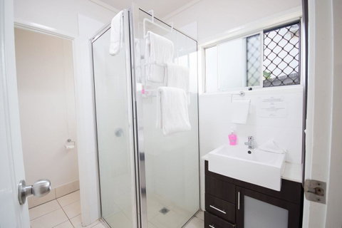 Airlie Apartments - Accommodation Whitsundays 9