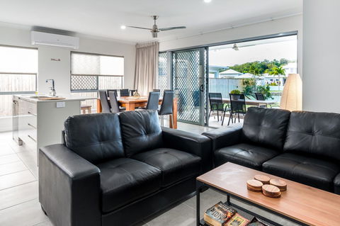Blue Lagoon Villa A - Accommodation Whitsundays 13