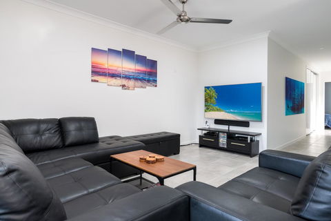 Blue Lagoon Villa A - Accommodation Whitsundays 17
