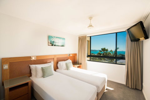 Pinnacles - Accommodation Whitsundays 17