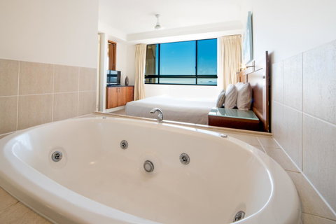 Pinnacles - Accommodation Whitsundays 9