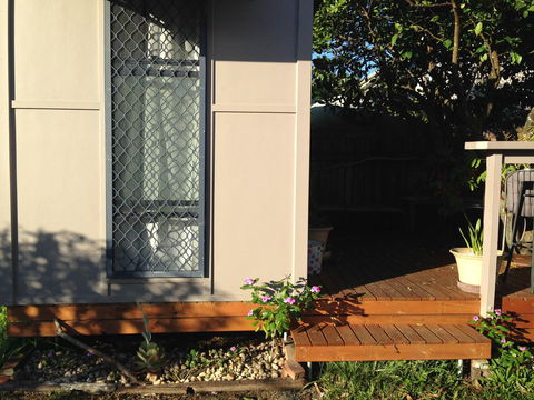 XYL Pets Friendly Seaside Boutique Guesthouse - Accommodation Whitsundays 31