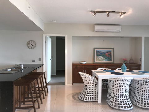 Proximity Waterfront Apartments - Accommodation Whitsundays 23