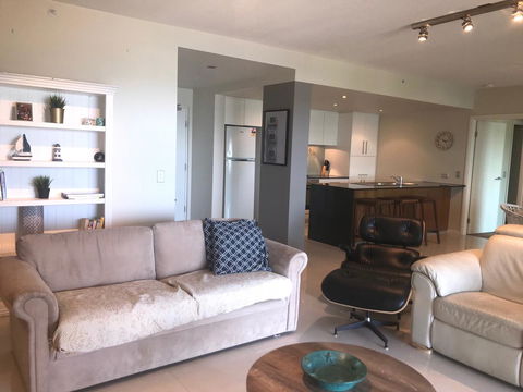 Proximity Waterfront Apartments - Accommodation Whitsundays 5