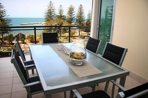 Proximity Waterfront Apartments - Accommodation Whitsundays 35