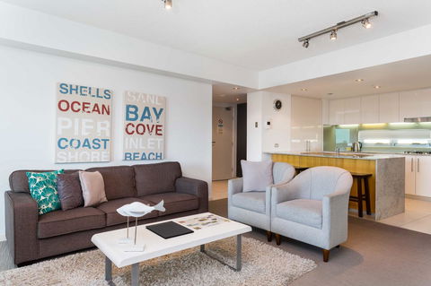 Proximity Waterfront Apartments - Accommodation Whitsundays 32