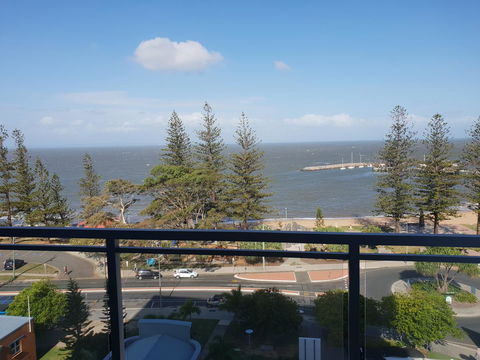 Proximity Waterfront Apartments - Accommodation Whitsundays 2