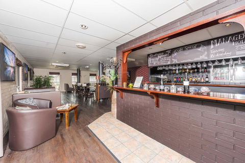 Takalvan Motel - Accommodation Whitsundays 6