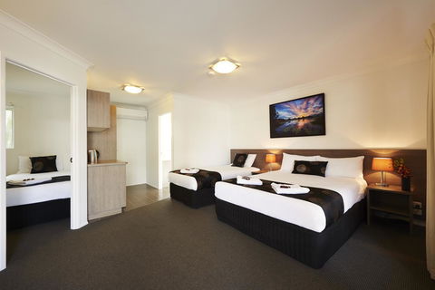 Takalvan Motel - Accommodation Whitsundays 1