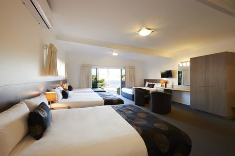 Takalvan Motel - Accommodation Whitsundays 11