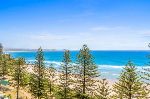 Columbia Beachfront Apartments On Rainbow Bay - Accommodation Whitsundays 25