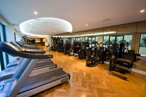 Imperial Hotel Gold Coast - Accommodation Whitsundays 10