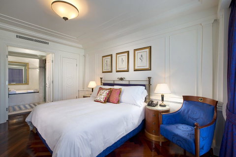 Imperial Hotel Gold Coast - Accommodation Whitsundays 25