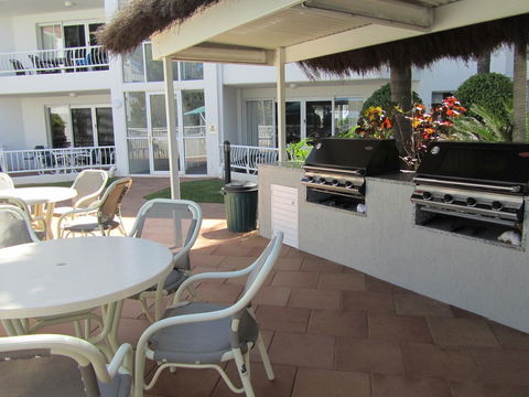 Le Beach Apartments - Accommodation Whitsundays 15