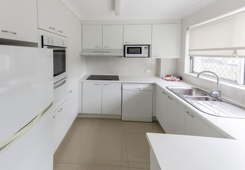Le Beach Apartments - Accommodation Whitsundays 25