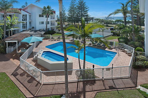 Le Beach Apartments - Accommodation Whitsundays 1