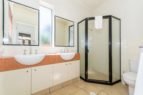 Hepburn Holiday Haven - Accommodation Whitsundays 16