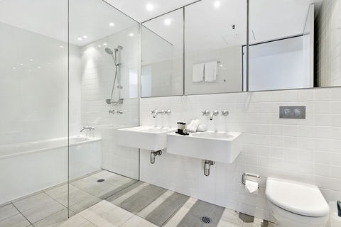 ULTIQA Air On Broadbeach - Accommodation Whitsundays 30