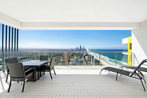 ULTIQA Air On Broadbeach - Accommodation Whitsundays 20