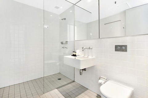 ULTIQA Air On Broadbeach - Accommodation Whitsundays 23