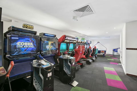 Towers Of Chevron - Private Apartment - Accommodation Whitsundays 18