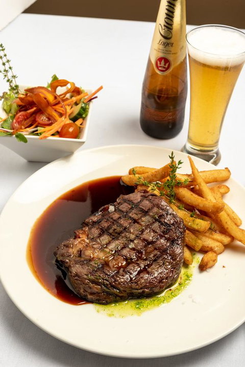 Ambassador On Ruthven - Accommodation Whitsundays 11