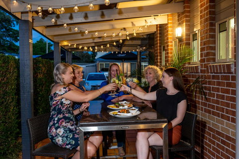 Ambassador On Ruthven - Accommodation Whitsundays 34