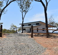 Ironbark House - Accommodation Whitsundays