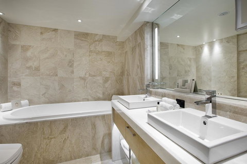 The Star Grand At The Star Gold Coast - Accommodation Whitsundays 34