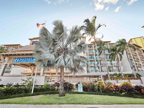 Novotel Cairns Oasis Resort - Accommodation Whitsundays 43