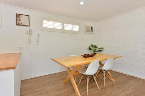 Lychee Tree Holiday Apartments - Accommodation Whitsundays 23