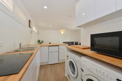 Lychee Tree Holiday Apartments - Accommodation Whitsundays 27