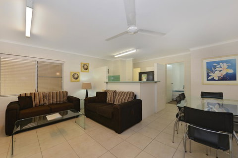 Lychee Tree Holiday Apartments - Accommodation Whitsundays 5
