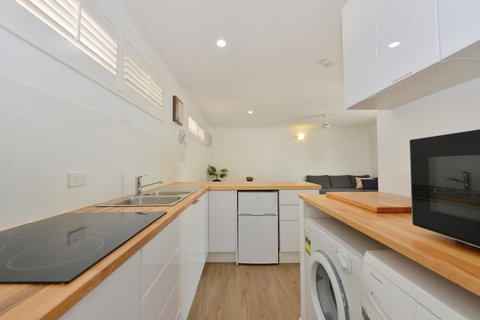 Lychee Tree Holiday Apartments - Accommodation Whitsundays 26