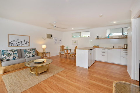 Lychee Tree Holiday Apartments - Accommodation Whitsundays 33