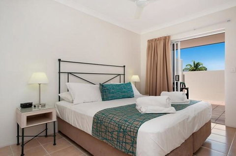 The Newport On Macrossan - Adults Only - Accommodation Whitsundays 1