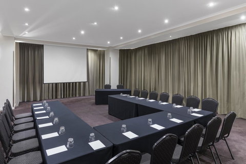 Vibe Hotel Gold Coast - Accommodation Whitsundays 36