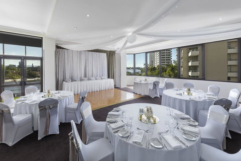 Vibe Hotel Gold Coast - Accommodation Whitsundays 43