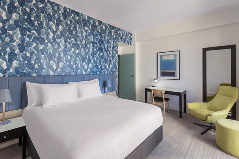 Vibe Hotel Gold Coast - Accommodation Whitsundays 12