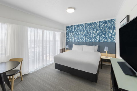 Vibe Hotel Gold Coast - Accommodation Whitsundays 8