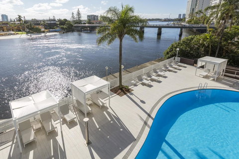 Vibe Hotel Gold Coast - Accommodation Whitsundays 3