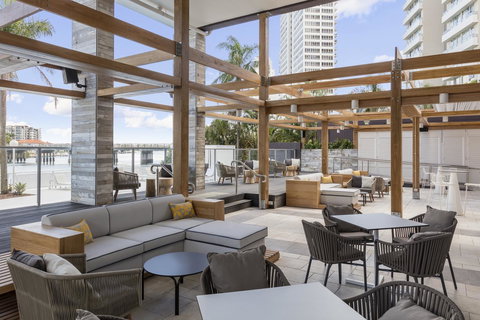 Vibe Hotel Gold Coast - Accommodation Whitsundays 26