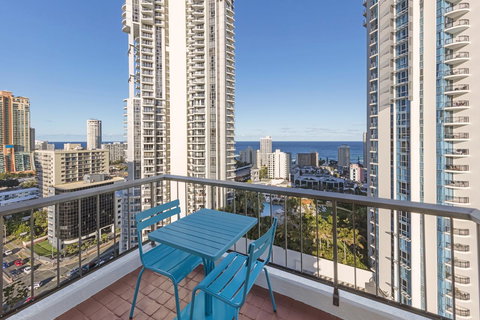 Vibe Hotel Gold Coast - Accommodation Whitsundays 4