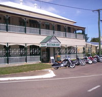 The Park Motel - Accommodation Whitsundays
