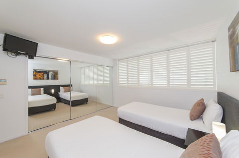 Echelon Apartments Yeppoon - Accommodation Whitsundays 13